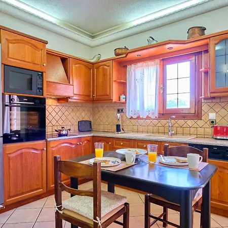 בית נופש Anastasia's House Corfu (city)